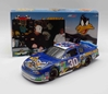 ** With Picture of Driver Autographing Diecast ** Jeff Green Autographed 2003 AOL / Looney Tunes Rematch 1:24 Nascar Diecast ** With Picture of Driver Autographing Diecast ** Jeff Green Autographed 2003 AOL / Looney Tunes Rematch 1:24 Nascar Diecast