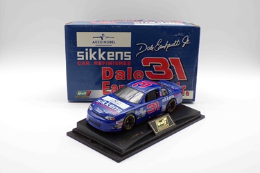 **Box Damaged See Pictures** Dale Earnhardt Jr. 1997 Sikkens Blue 1:24 Revell Diecast **Box Damaged See Pictures** Dale Earnhardt Jr. 1997 Sikkens Blue 1:24 Revell Diecast