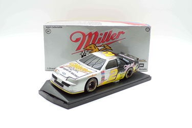 Rusty Wallace 1996 #2 Miller 25 Years in Racing 1:24 Nascar Diecast Bank Rusty Wallace 1996 #2 Miller 25 Years in Racing 1:24 Nascar Diecast Bank
