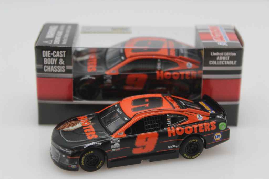 2024 CHASE ELLIOTT #9 Hooters 1:64 Nascar Diecast Chassis In Stock