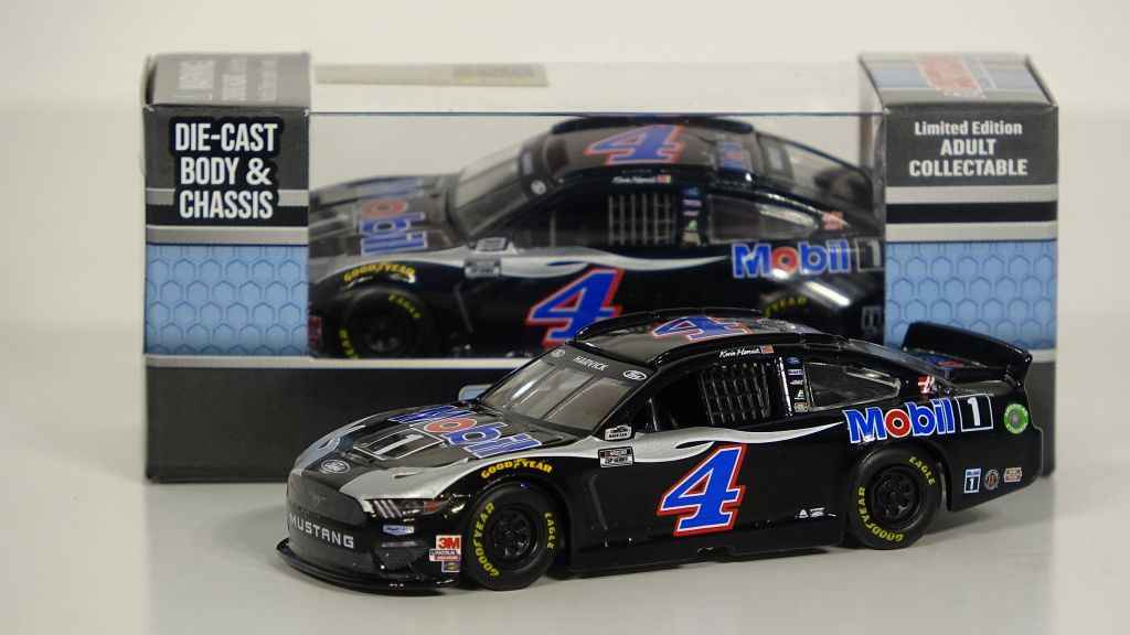 Kevin Harvick Signed LE NASCAR #4 Mobil 1 Triple Action 2022 Mustang 124 Diecast Car Pa