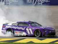 *Preorder* Denny Hamlin 2026 Yahoo / Las Vegas 3.15.26 Race Win 1:24 Elite Nascar Diecast Denny Hamlin, Nascar Diecast, 2026 Nascar Diecast, 1:64 Scale Diecast