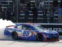 *Preorder* Kyle Larson 2026 Hendrickcars.com Texas 5/2/26 Race Win 1:24 Color Chrome Nascar Diecast - O'Reilly Auto Parts Series Kyle Larson, Nascar Diecast, 2026 Nascar Diecast, 1:24 Scale Diecast